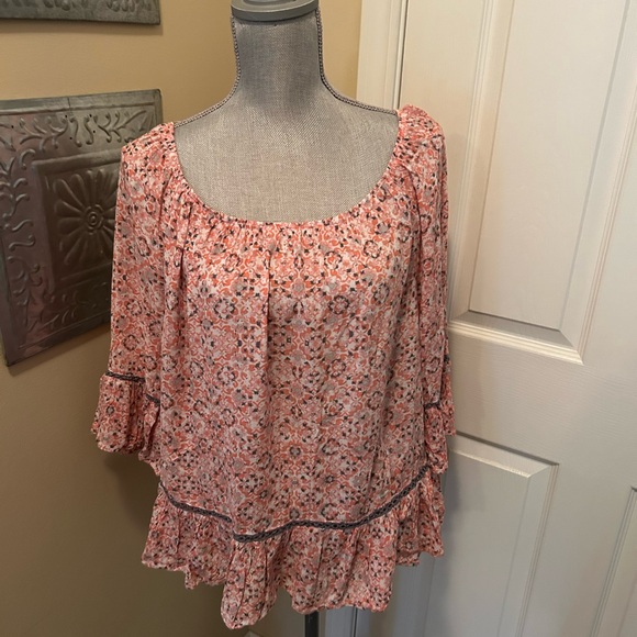 Floral Pink Women's Top - Picture 1 of 3